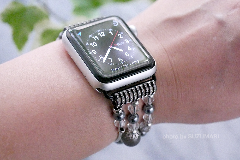 Apple Watchがまるでブレスレット アクセサリーに見えるおしゃれな