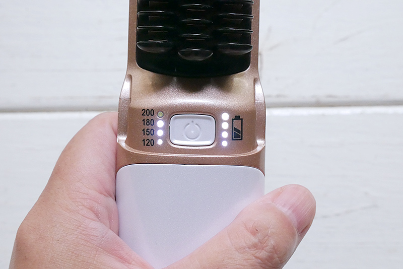 リスネコの電源ボタン