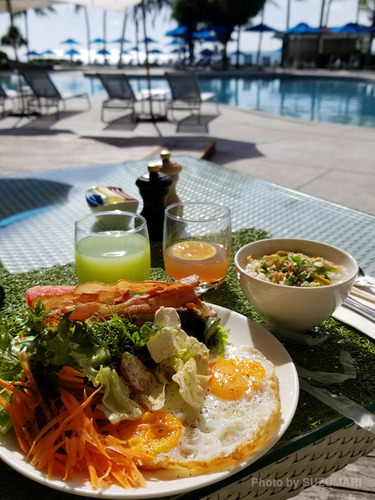 ホテルでの朝食