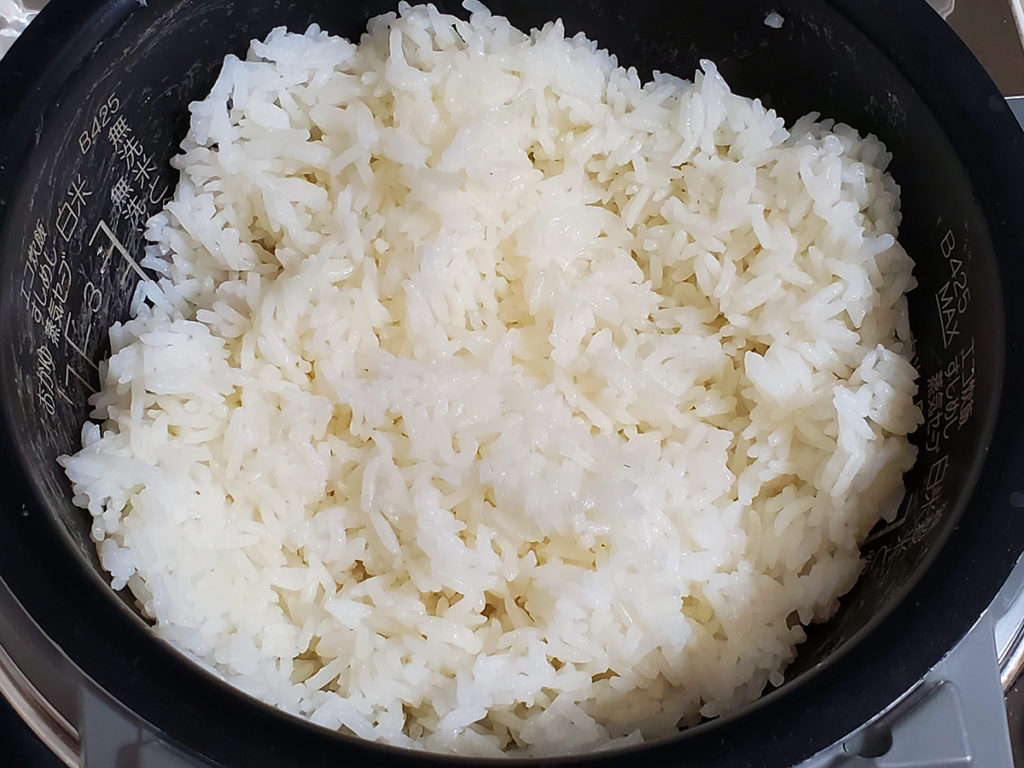 炊飯器で炊いたジャスミンライス