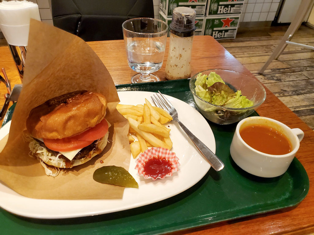 ササボバーガーのランチセット