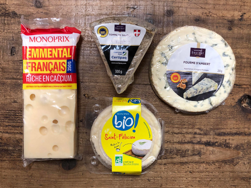 パリのスーパーで買ったチーズ