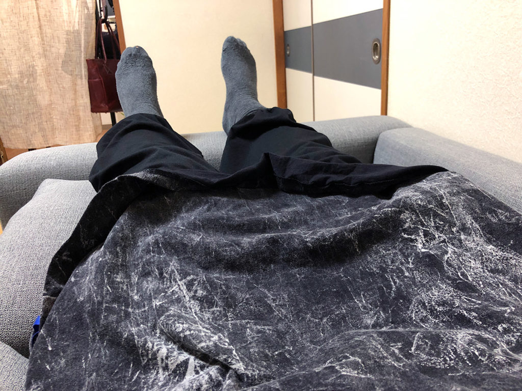 身長160cmで足が出る