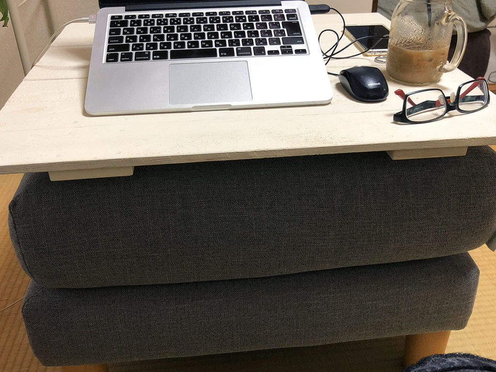 天板のでっぱり