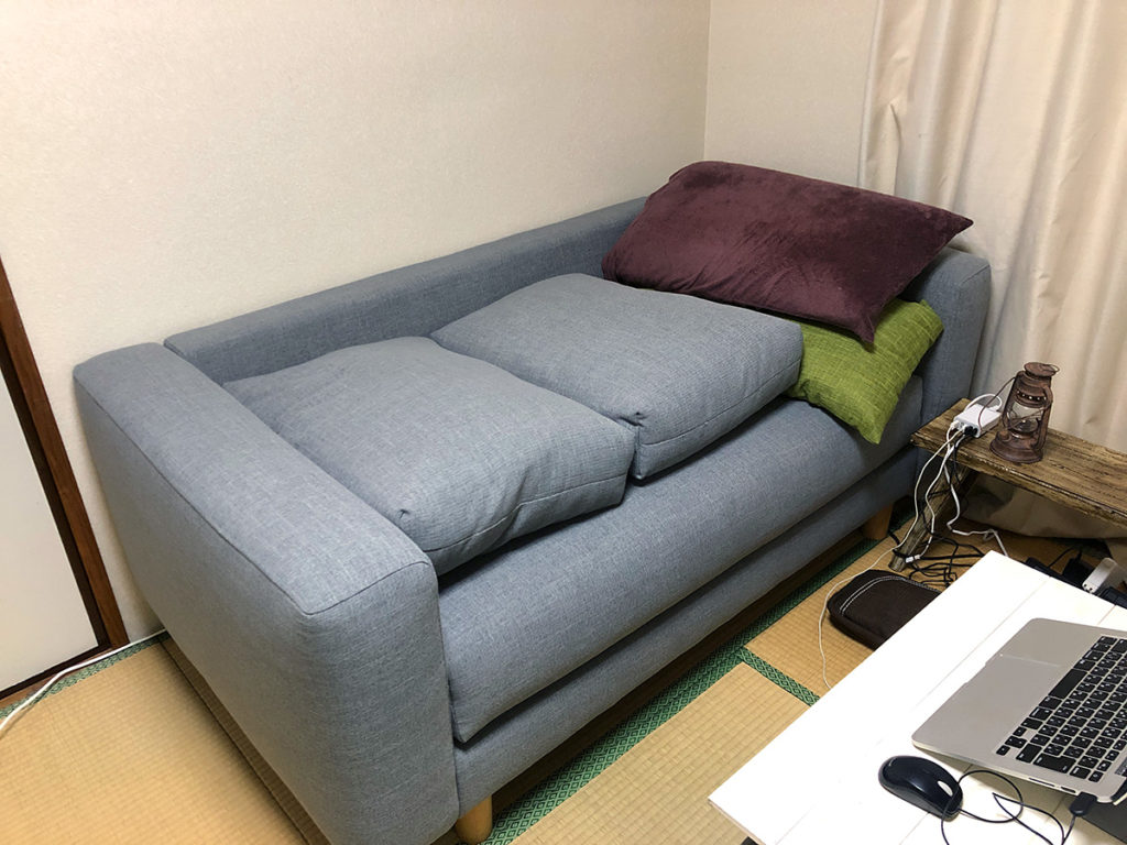 コアラピローと一体化したコアラソファー